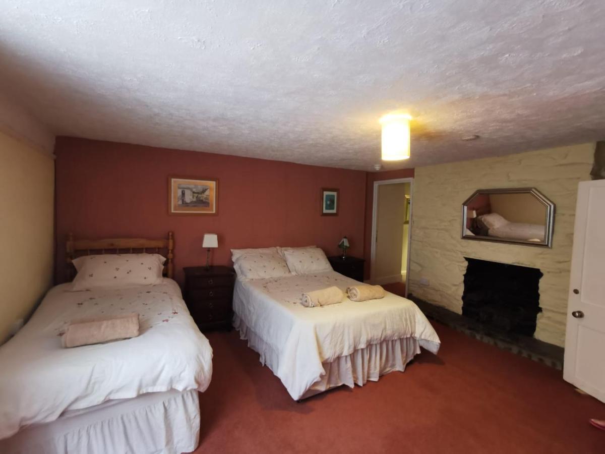 The Victoria Inn Ashburton Room photo